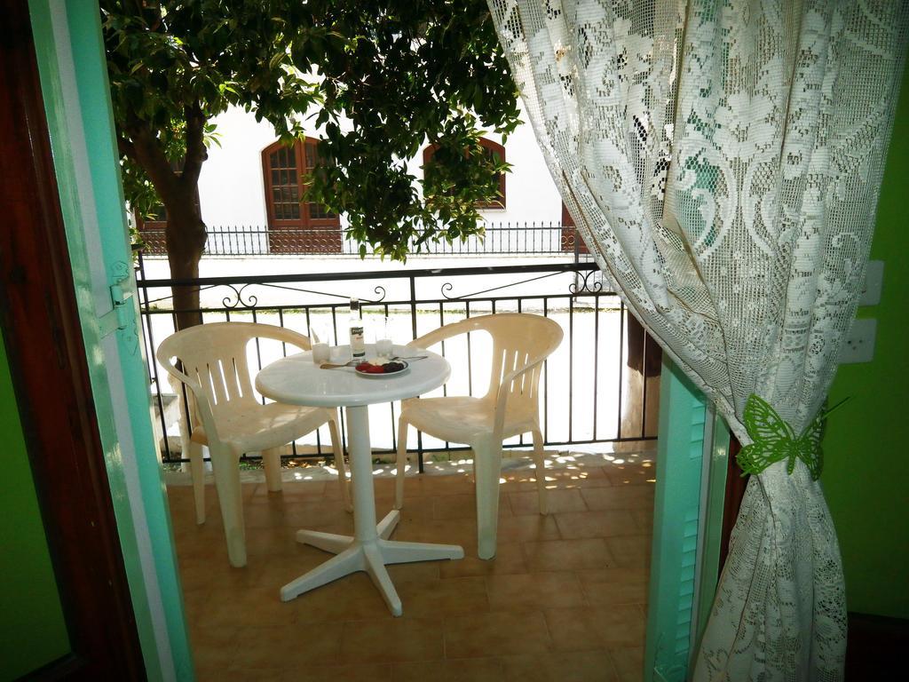 Paraskevi Apartments 阿普索斯 客房 照片