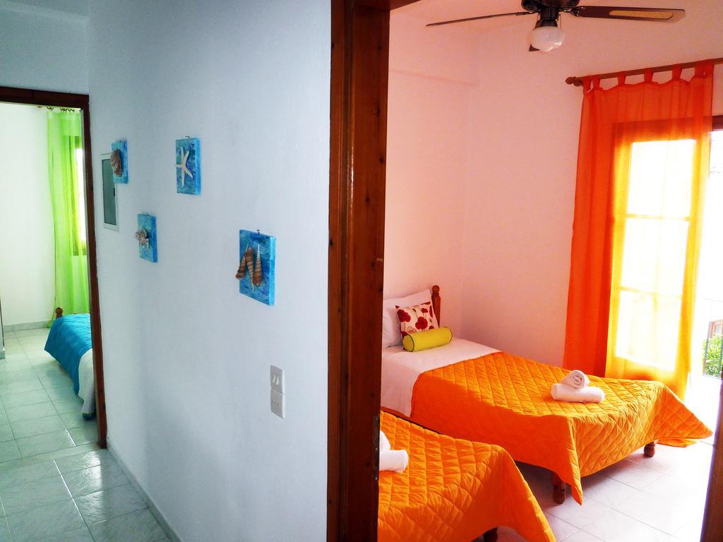 Paraskevi Apartments 阿普索斯 客房 照片